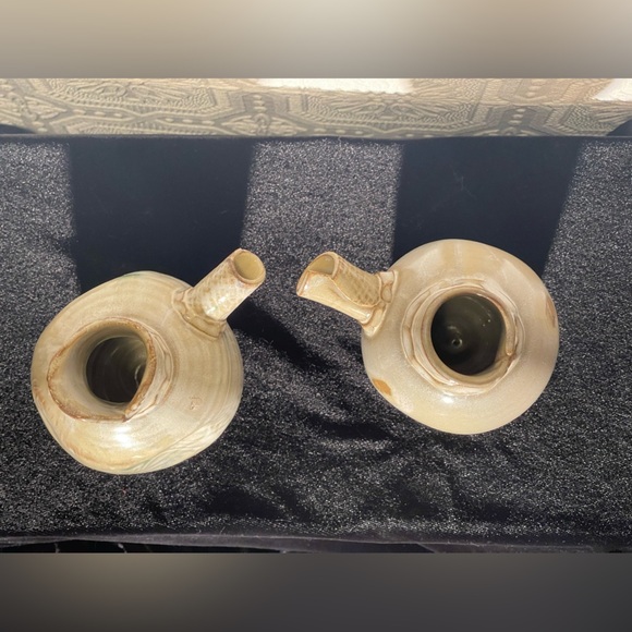 Vintage hand made pottery pitcher - Picture 9 of 16